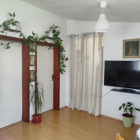 Kuca Za Odmor Tri Sunca Villa Pula Exterior photo